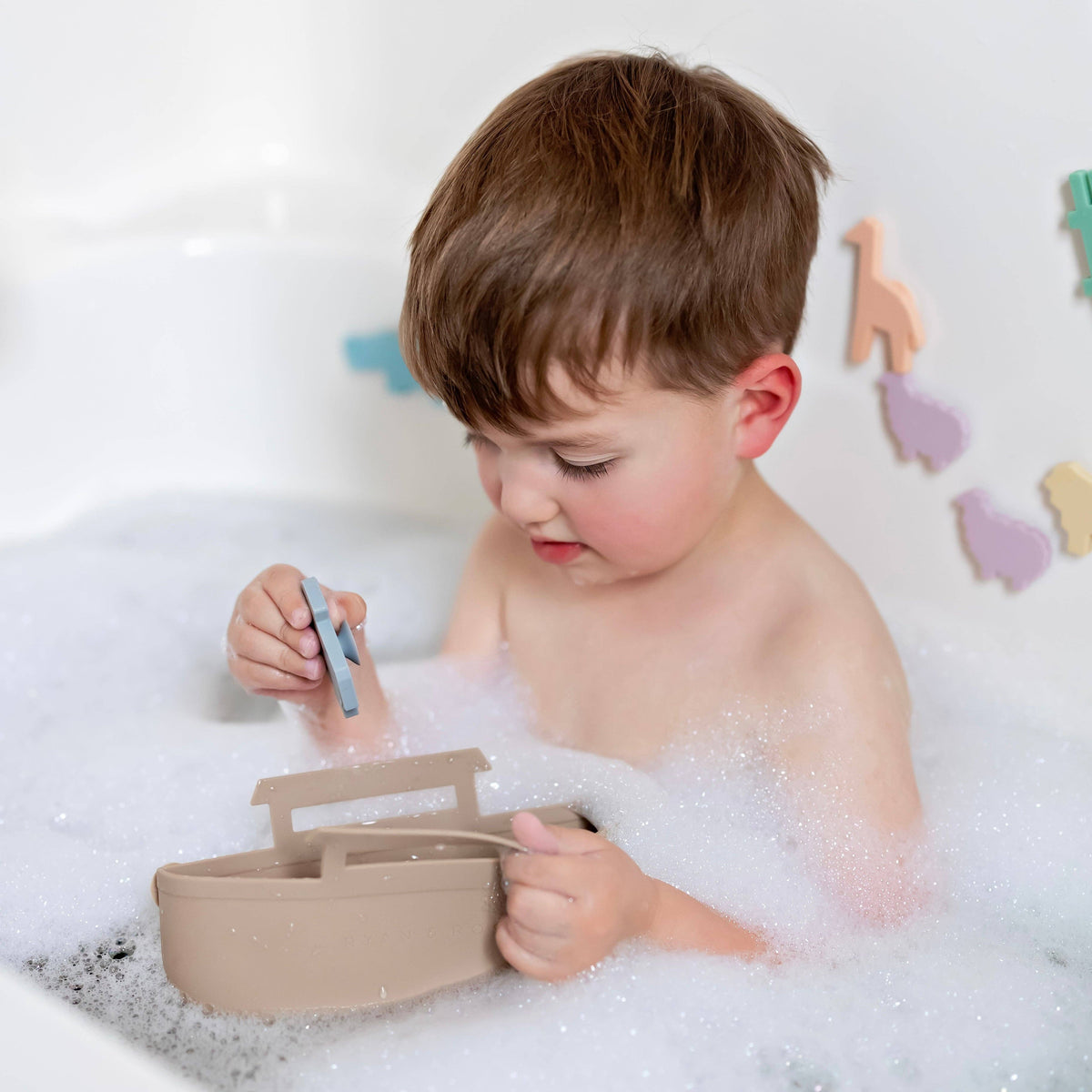 Ryan & Rose - Noah’s Ark Suction Toy - Noah’s Ark