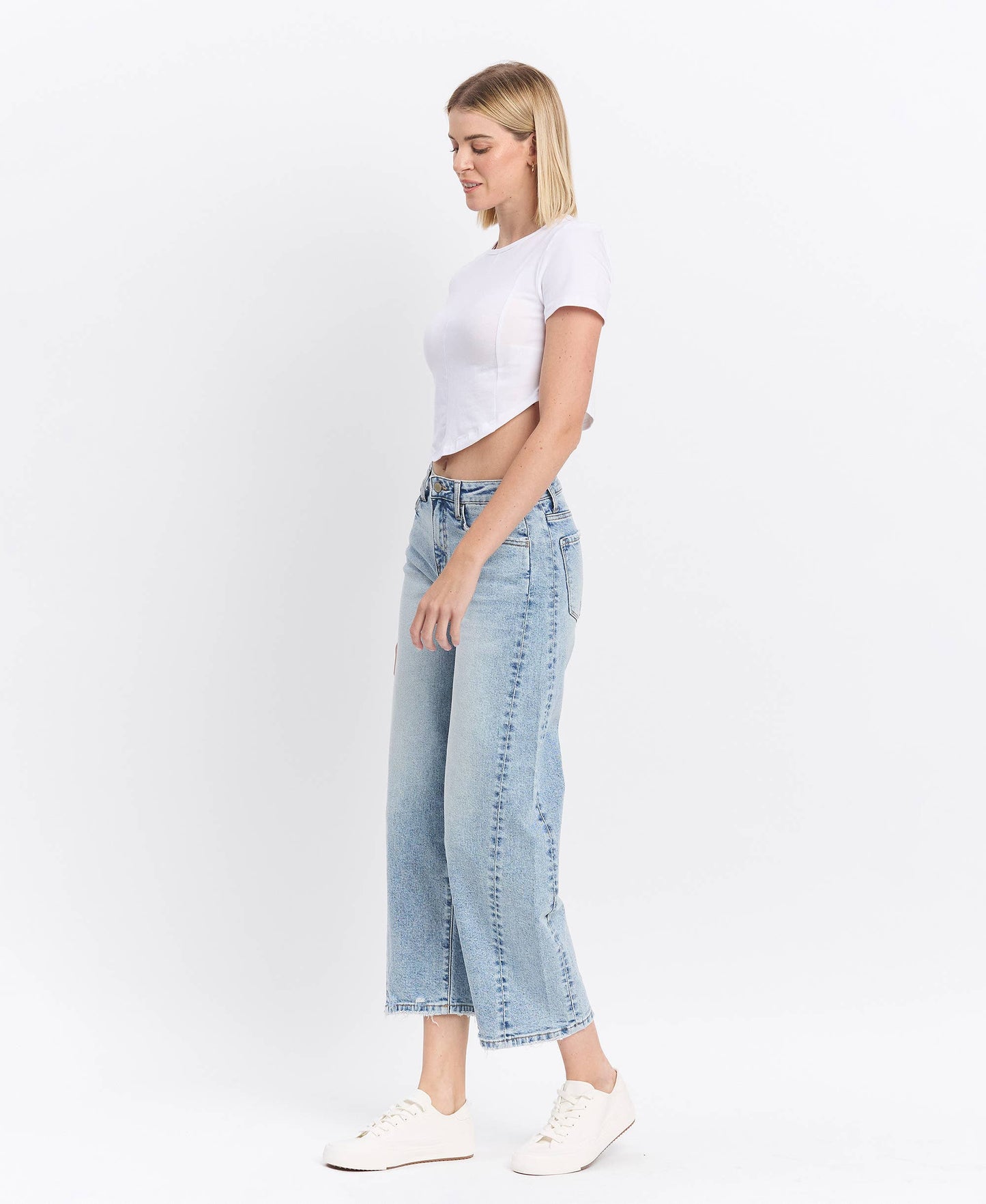 HIGH RISE TWIST BARREL JEANS PAPER TRAILS
