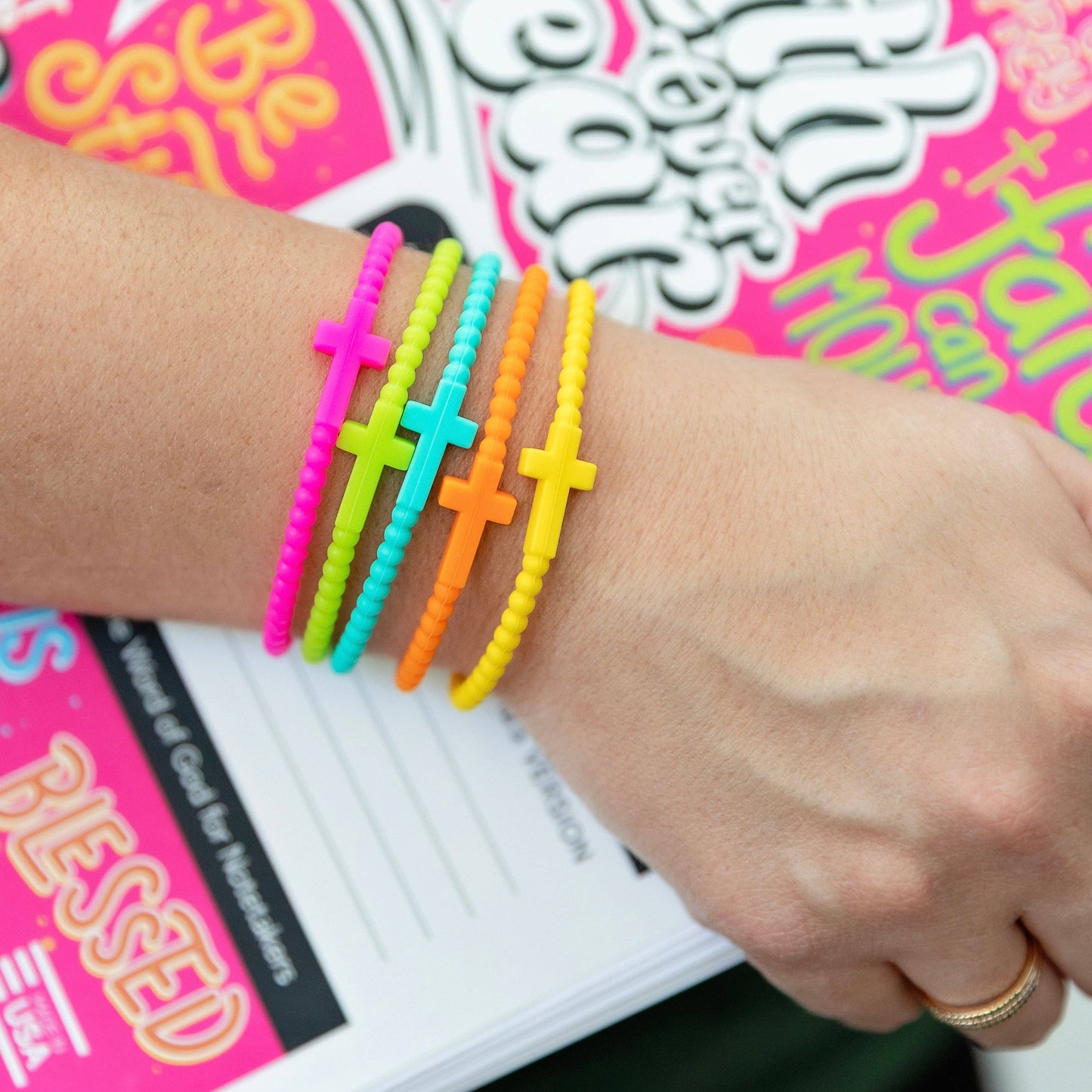 Ryan & Rose - Jesus Bracelets - 5 Packs - Waves / Medium