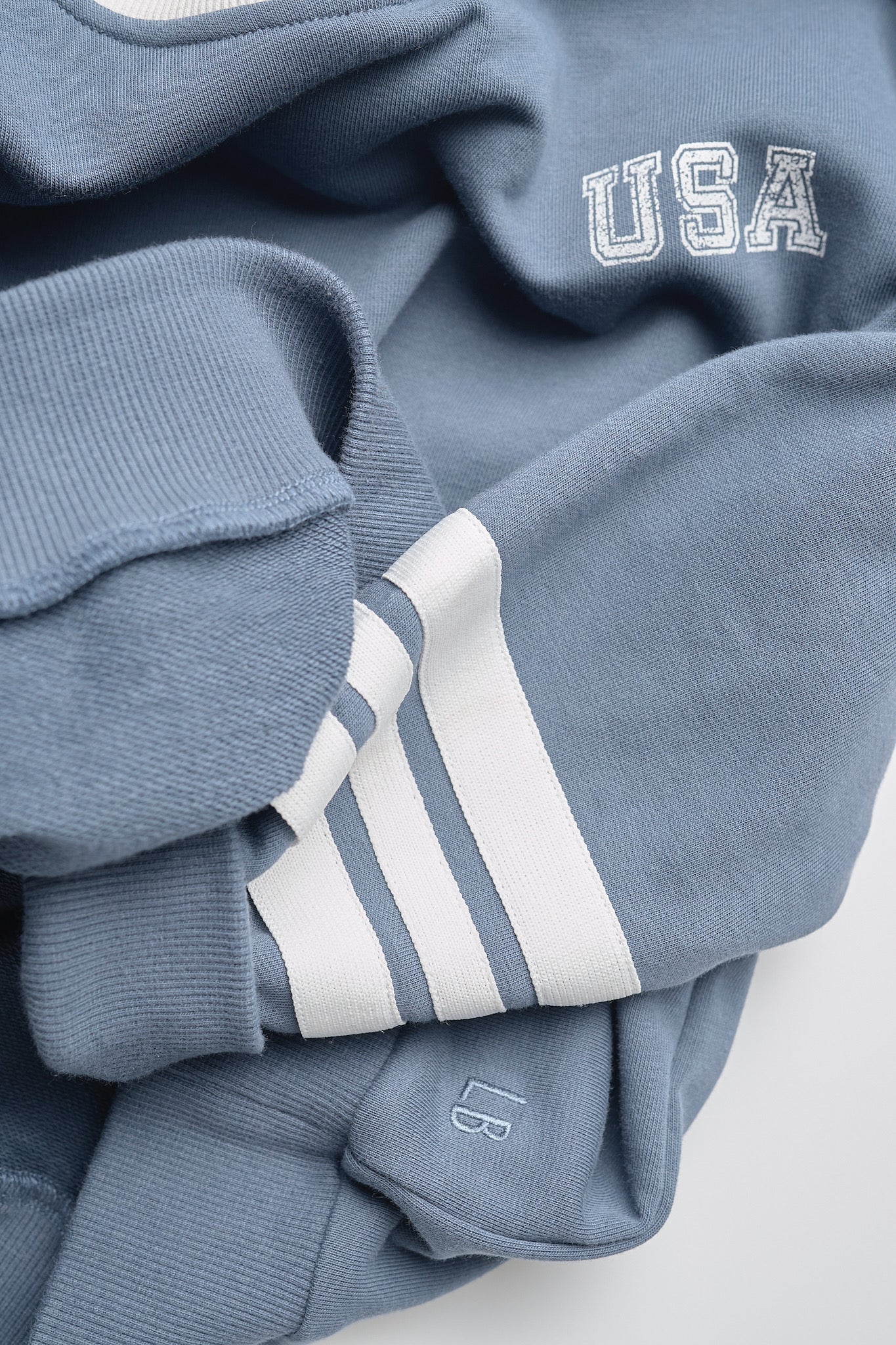 USA Lightweight Crewneck - Worn Indigo